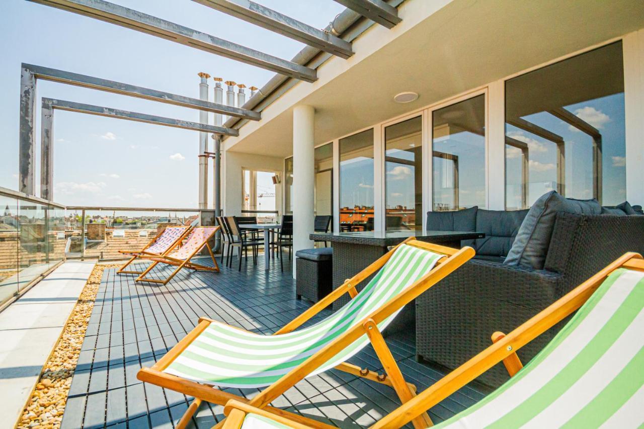 Luxury Apartment With Balcony In Downtown Boedapest Buitenkant foto